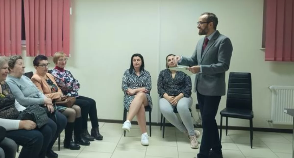 Polityka, Radzyń Podlaski Spotkanie Burmistrzem Jakubem Jakubowskim Twoja szansa wyrażenie opinii! - zdjęcie, fotografia